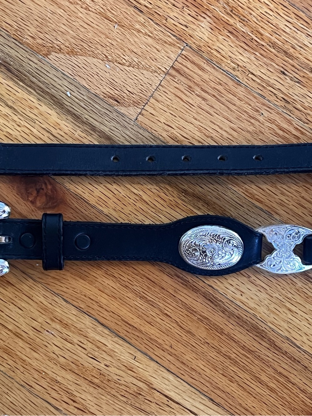 Tony Lama Black Leather Western Concho Belt with Silver-Tone - Picture 7 of 8